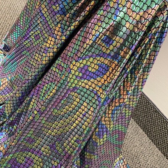 Mermaid bell bottoms - Picture 7 of 7